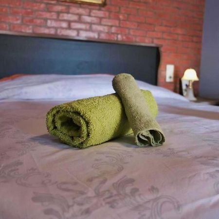 Mama'S Cozy Room 1 卡兰巴卡 外观 照片